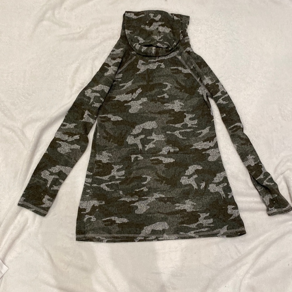 Camo hoodie!